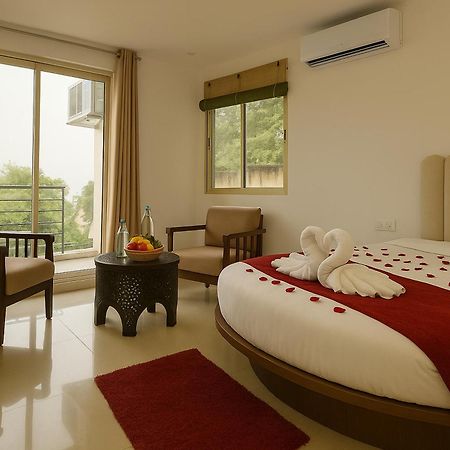 Hotel Cordelia Inn By Devpaga Hotels Pvt Ltd Rishīkesh المظهر الخارجي الصورة