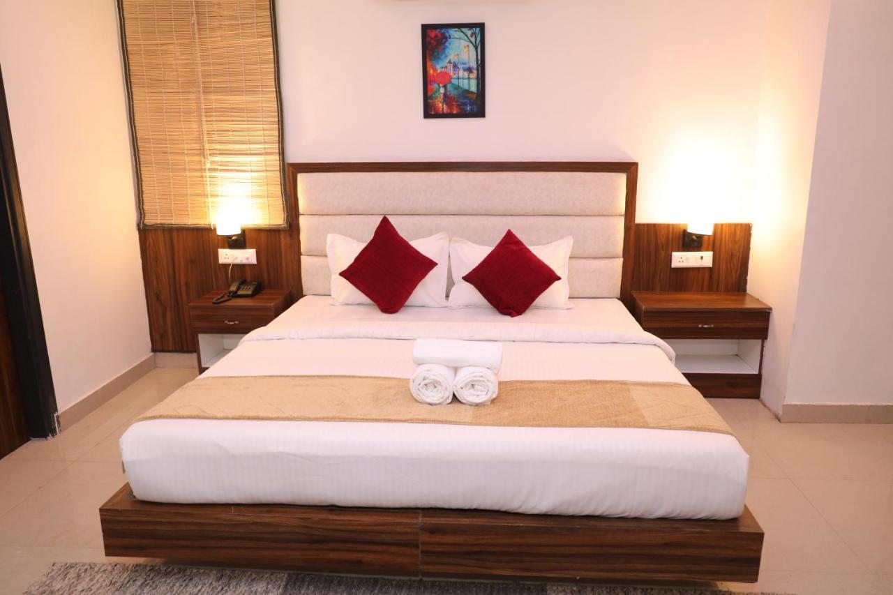 Hotel Cordelia Inn By Devpaga Hotels Pvt Ltd Rishīkesh المظهر الخارجي الصورة