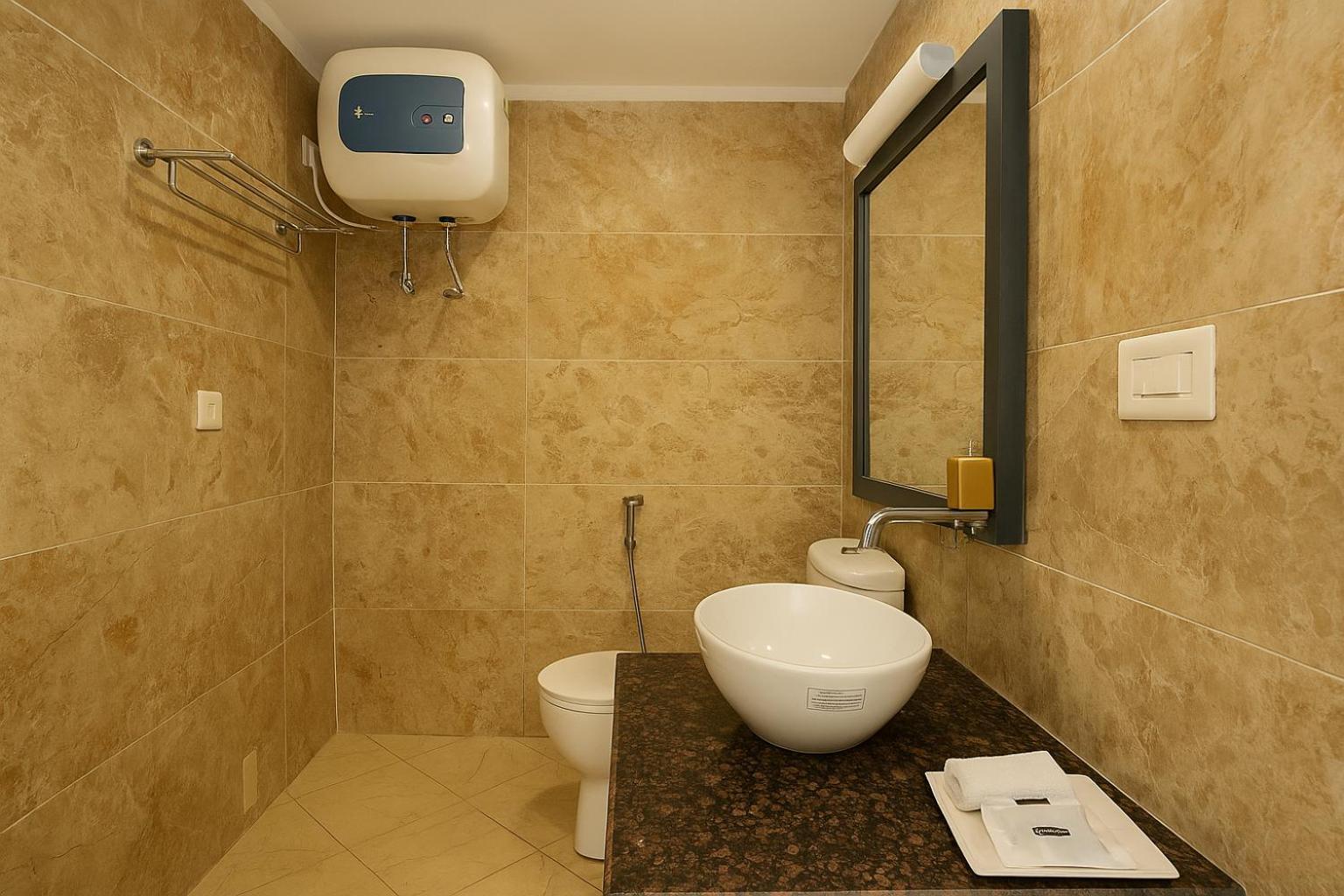 Hotel Cordelia Inn By Devpaga Hotels Pvt Ltd Rishīkesh المظهر الخارجي الصورة